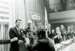 Image description is not available for 1969.065